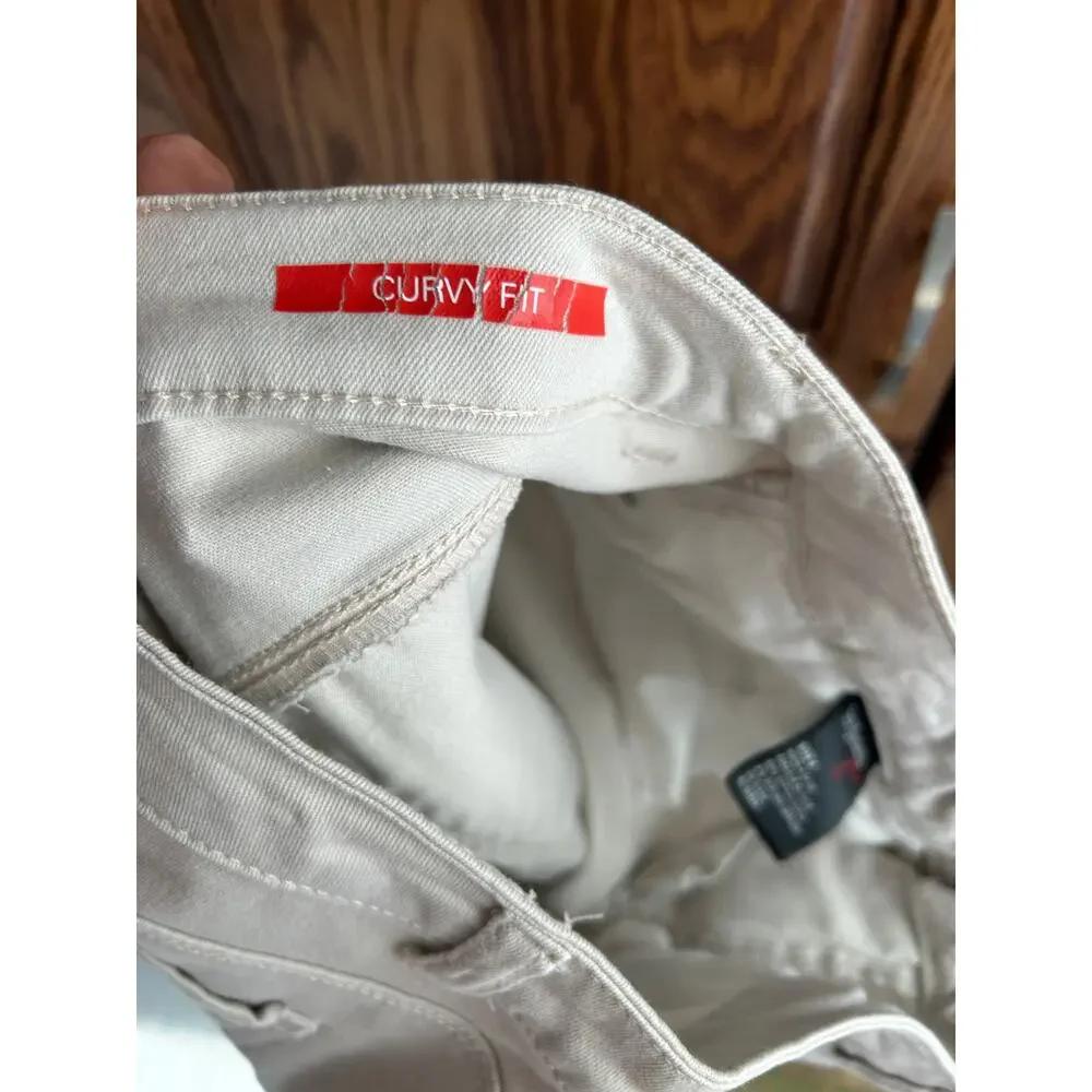 Style & Co Curvy Fit Beige Jeans Women's Size 8
